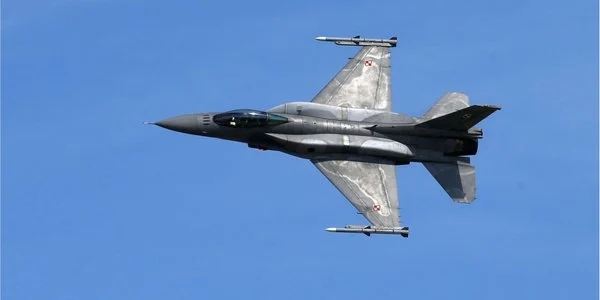 Українські пілоти освоюють F-16 у двох країнах