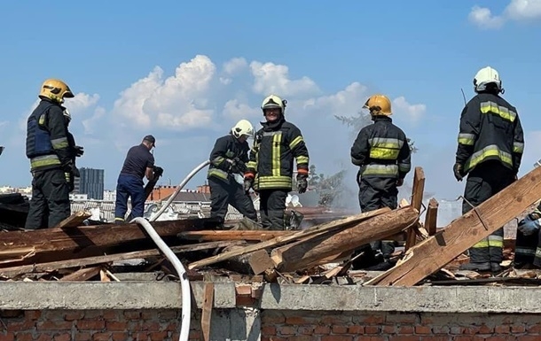 Удар по Чернігову: кількість постраждалих зросла до 148 осіб