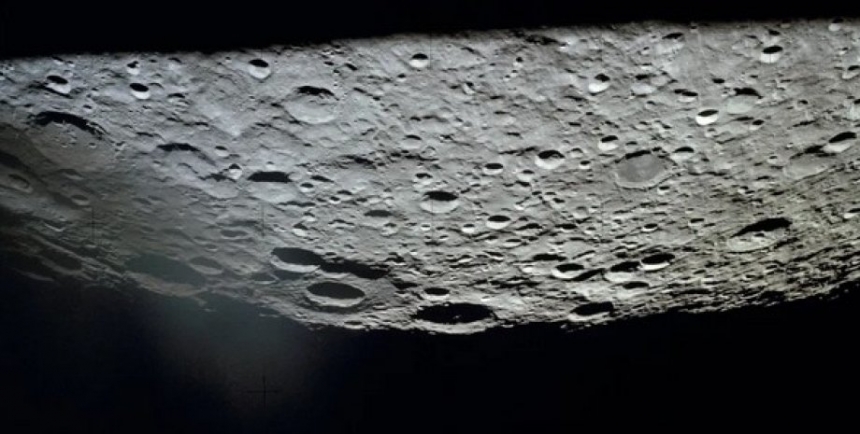 Китайский луноход обнаружил на глубине 300 метров скрытые структуры на Луне