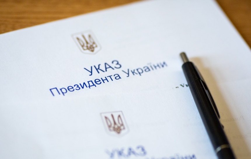 Зеленський звільнив голову адміністрації за появу на роботі у нетверезому стані