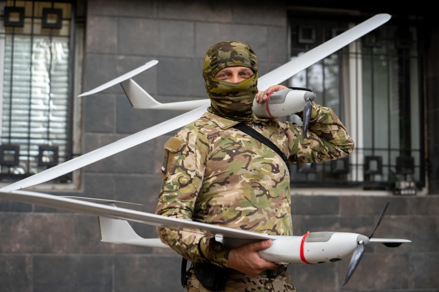 Розвідники отримали авіаційний комплекс для роботи в російському тилу
