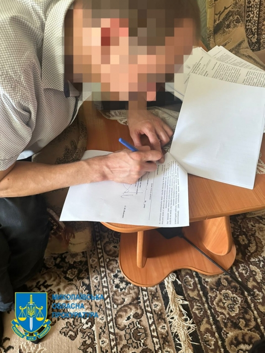 У Миколаєві піймали поліцейського, який продавав інформацію про померлих ритуальникам
