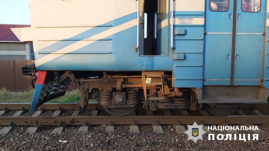 Под колесами поезда погибла 37-летняя одесситка