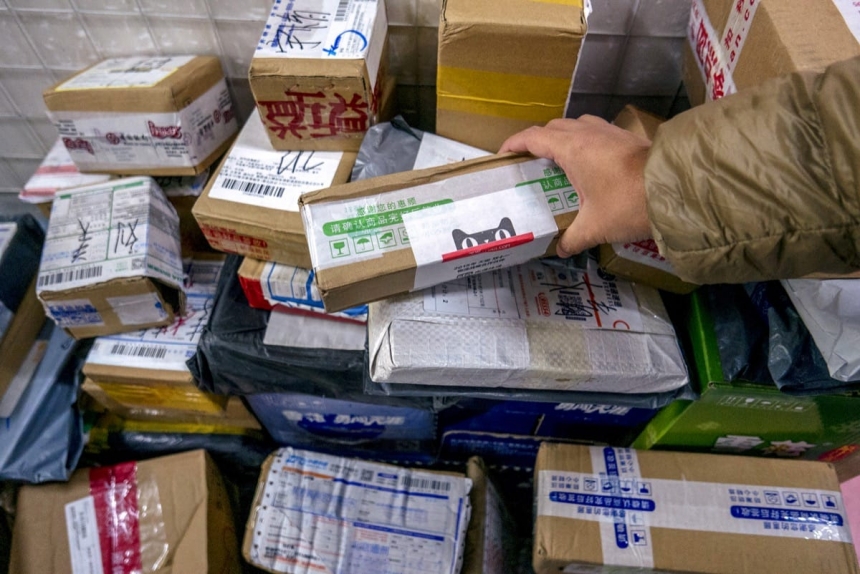 Українцям заборонили пересилати поштою їжу, гроші та документи: повний список обмежень