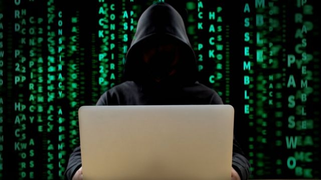 Хакери зламали російську базу з даними про сотні мільйонів авіаперельотів