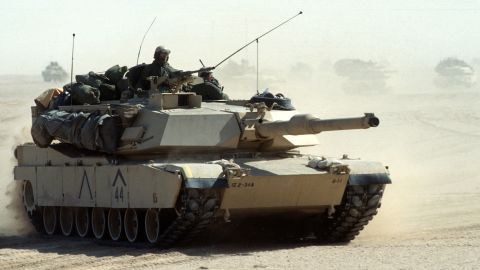 США обязались передать Украине 31 танк M1 Abrams - доставили менее половины