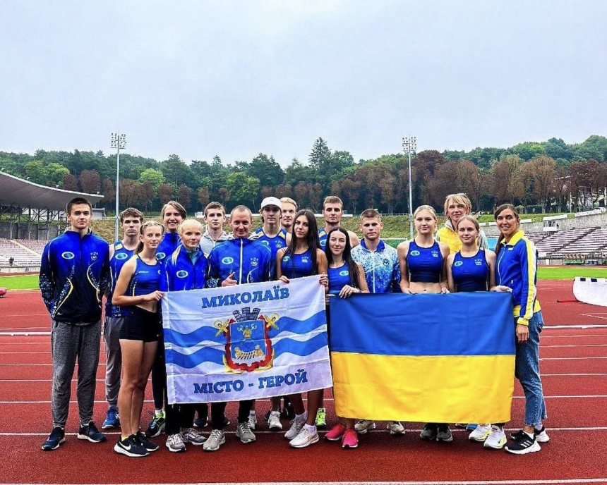 Команда николаевских легкоатлетов завоевала «бронзу» на юниорском чемпионате Украины