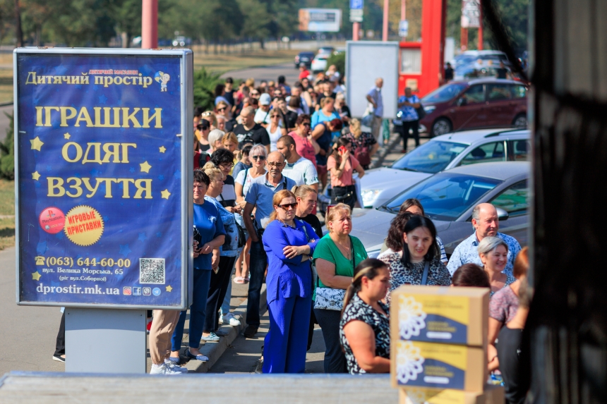 Фонд Вадима Столара організував доставку гуманітарного вантажу для миколаївців