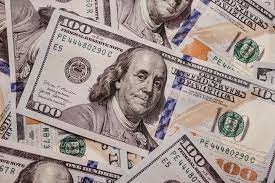 НБУ підвищив офіційний курс долара вперше з липня минулого року