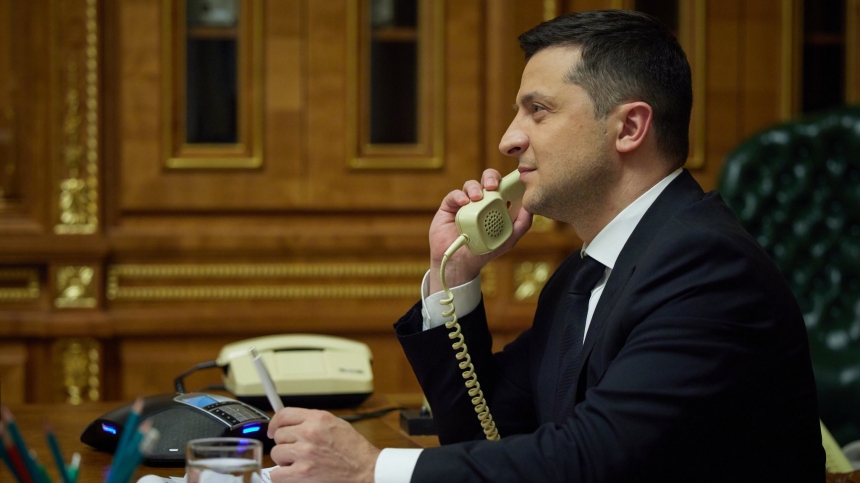 Зеленский провел телефонный разговор с президентом Азербайджана 