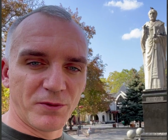 У Миколаєві відремонтують пам'ятник Святому Миколаю, а після війни – весь Каштановий сквер