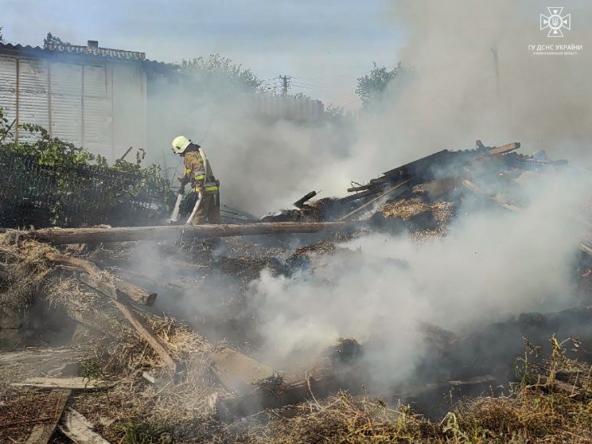 Обстрелы Николаевской области: пострадали три общины, начались пожары