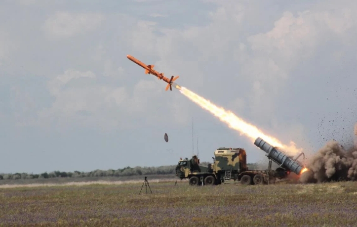 У Украины уже есть образцы собственных ракет дальностью до 1000 километров, - советник ОП