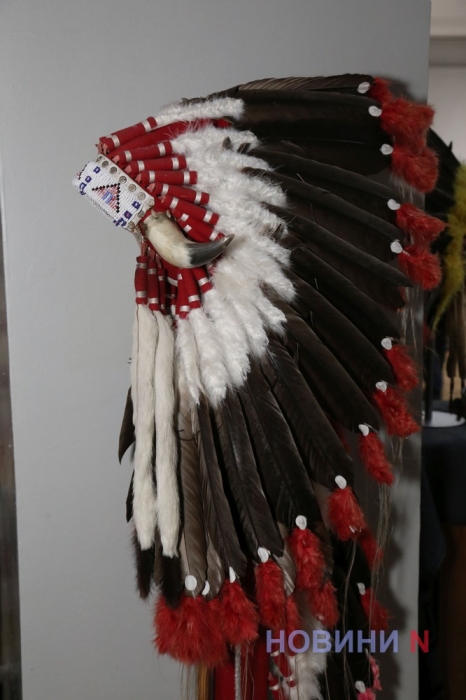 Індіанці прерій Північної Америки: у миколаївському музеї відкрилася нова виставка (фоторепортаж)