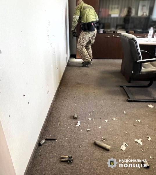 В Одессе ворвался боеприпас, который принесли в офис как сувенир: ранены работники