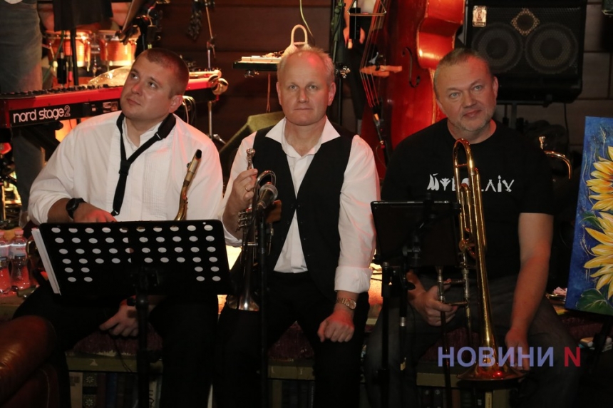  \"Джаз в укрытии\": яркий музыкальный подарок для николаевцев (фоторепортаж)