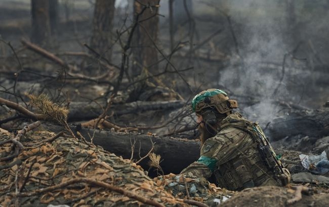 Нацгвардійці показали, як спалюють техніку ворога біля Авдіївки