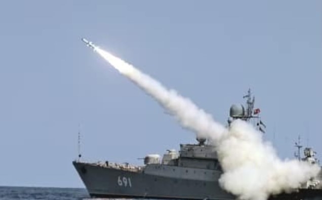 В Черном и Азовском морях находятся 7 вражеских кораблей – уровень ракетной угрозы чрезвычайно высок