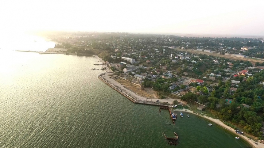 Обстріли Миколаївської області: ворог бив по узбережжю