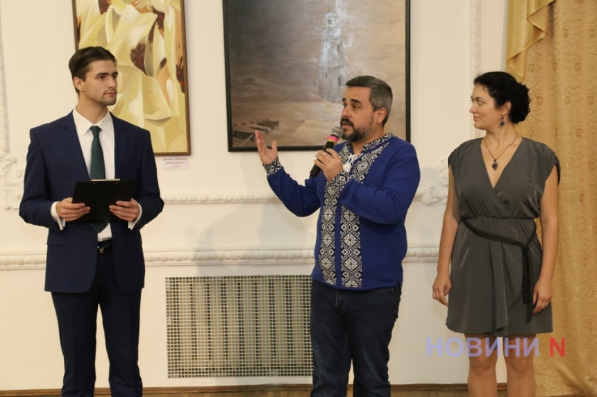  Душа художника в искусстве: в Николаеве открылась выставка памяти Валерия Купцова (фоторепортаж)