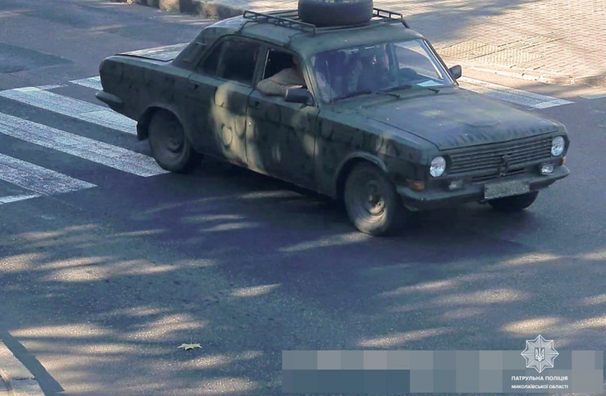 У Миколаєві «ГАЗ» врізався в «Хюндай» і втік: патрульні шукають свідків аварії