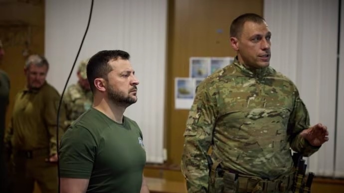 В ОП пояснили, чому Зеленський звільнив командувача Сил спецоперацій Хоренко