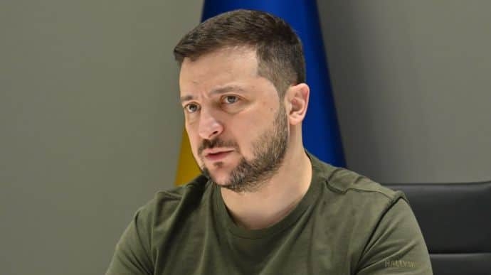 Зеленский пригласил в Украину Трампа, чтобы объяснить невозможность его «мирного плана»