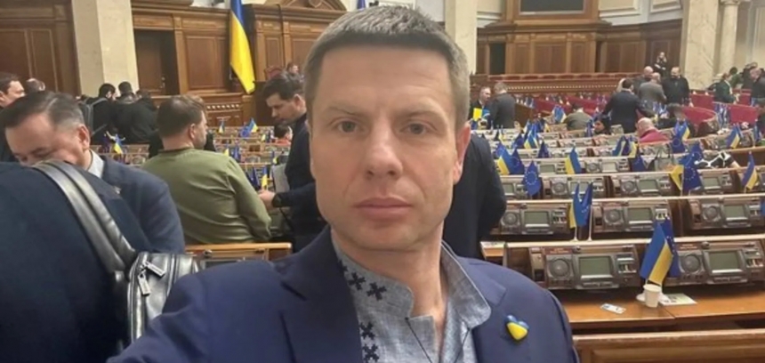 Нардеп Гончаренко заявив про наміри Зеленського піти на вибори у березні наступного року