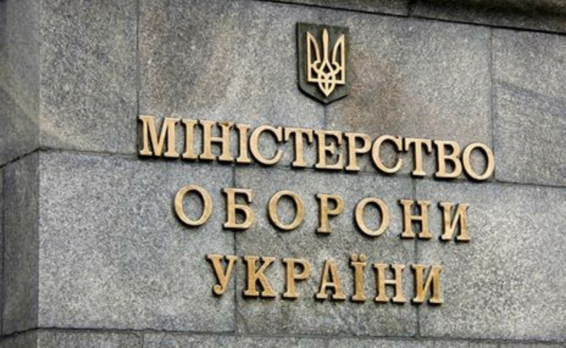 У Міноборони спростували чутки про звільнення трьох командувачів ЗСУ