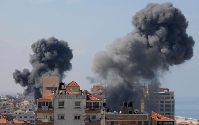 Израиль разрушил здание парламента ХАМАСа в Газе (видео)