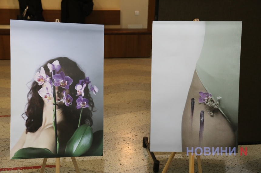 «Не мовчи!»: у Миколаєві відбулася виставка проти домашнього насильства (фоторепортаж)