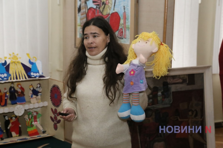 Мастерство кукольника: николаевцам рассказали о происхождении и истории кукольного театра (фоторепортаж)