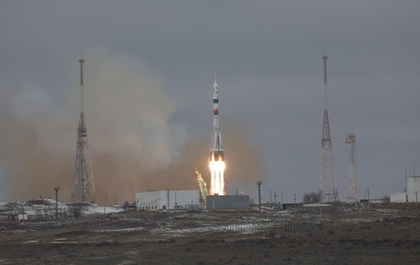 Росія вивела військовий супутник на орбіту