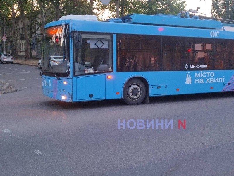 Завтра в Николаеве приостановят движение троллейбусов на Намыв