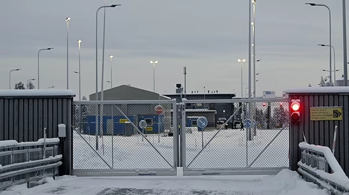 Фінляндія тимчасово повністю закриває кордон із Росією