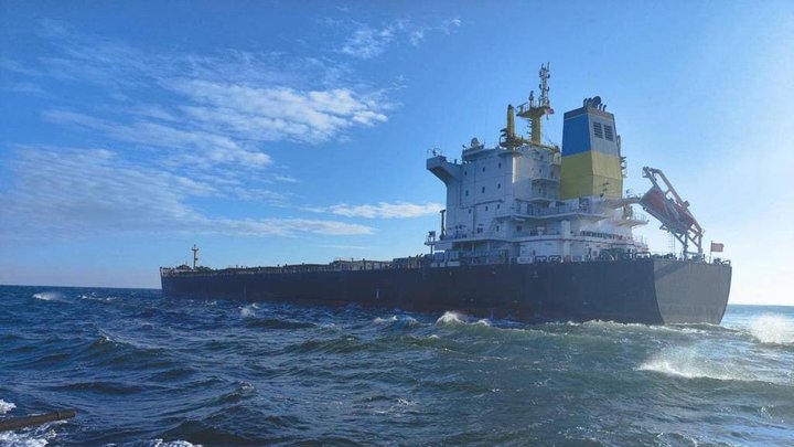 Более 7 млн тонн грузов: Кубраков рассказал о работе временного коридора в Черном море