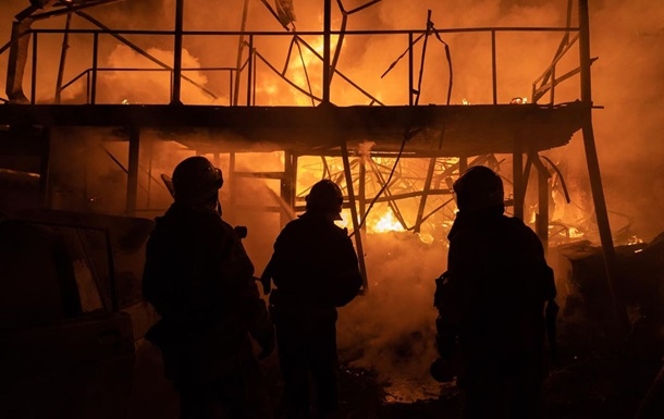 Ночной удар по Харькову: россияне били ракетами С-300, есть раненые