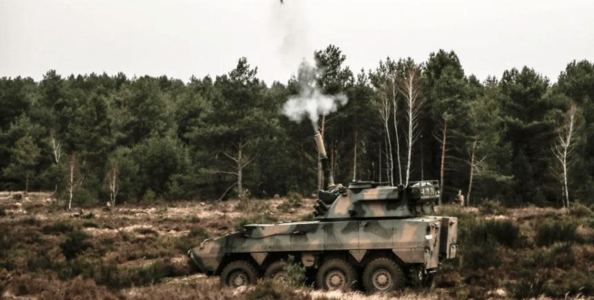 В українській армії засвітився польський самохідний міномет Rak