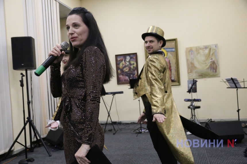 «Золоті шедеври світового кіно»: у Миколаєві виступили Art Colors Band та артисти філармонії (фоторепортаж)