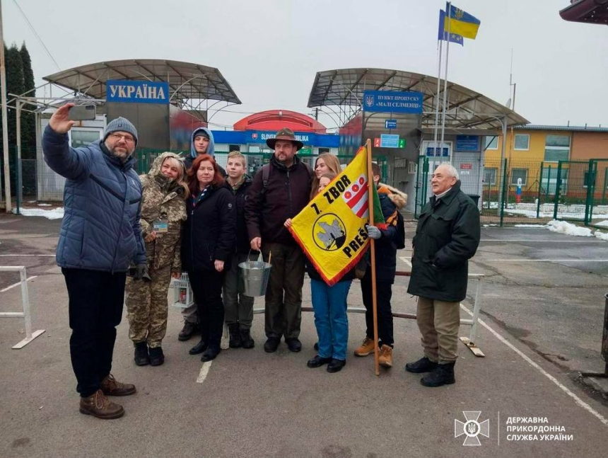 В Украине зажгли Вифлеемский огонь мира