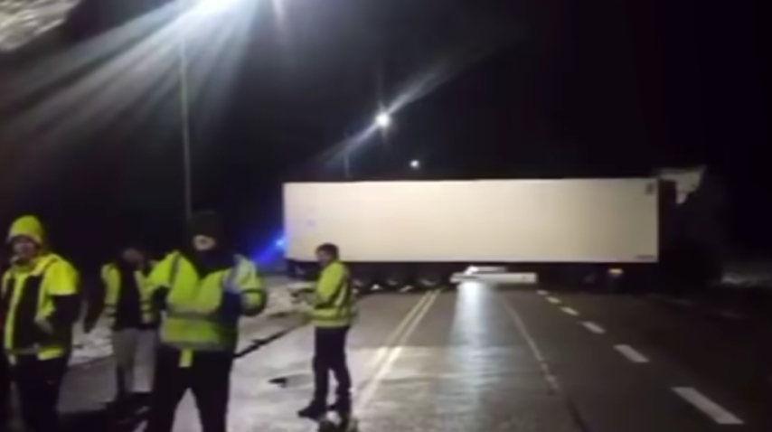 Движение грузовиков из Польши через «разблокированный» Дорогуск снова остановлено