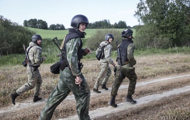 За 50 км від України: у Білорусі розпочали будівництво військового містечка