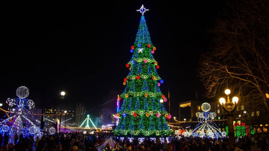 Стало известно, сколько денег потратили в Николаеве на новогодний декор и елку
