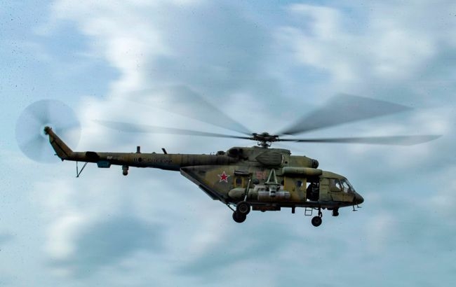 У Таганрозі пролунали вибухи, росіяни підняли гелікоптери