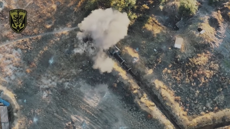 Миколаївські морпіхи показали знищення окупантів за допомогою FPV-дрону (відео)