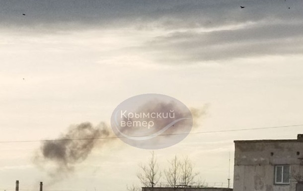 В Крыму прогремели взрывы, перекрыт Керченский мост, - соцсети