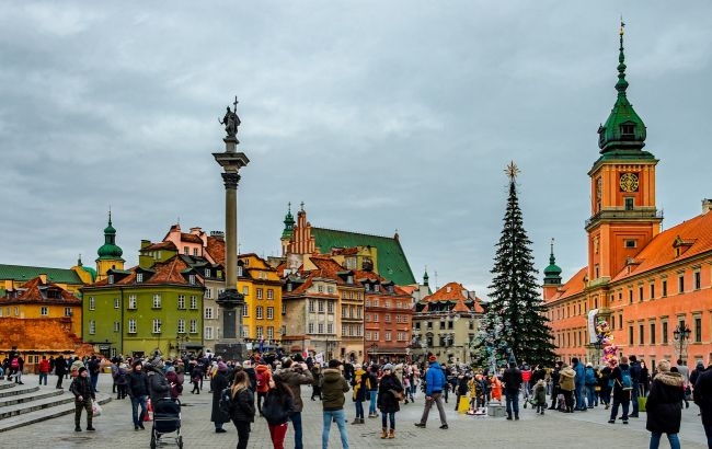 Сколько денег потратят на Рождество украинцы в Польше