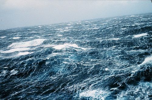 Потужний шторм змусив росіян завести всі свої кораблі до пунктів базування