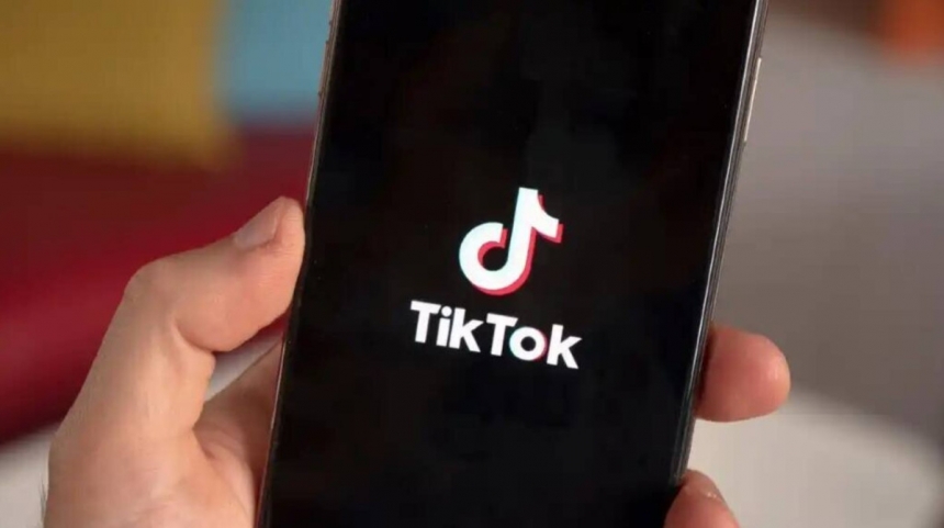 Користувачі TikTok на iPhone стурбовані тим, що програма запитує персональні дані