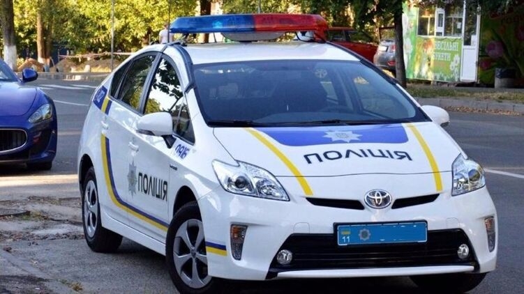 В Тернополе дали условный срок патрульному, остановившему судью за превышение скорости